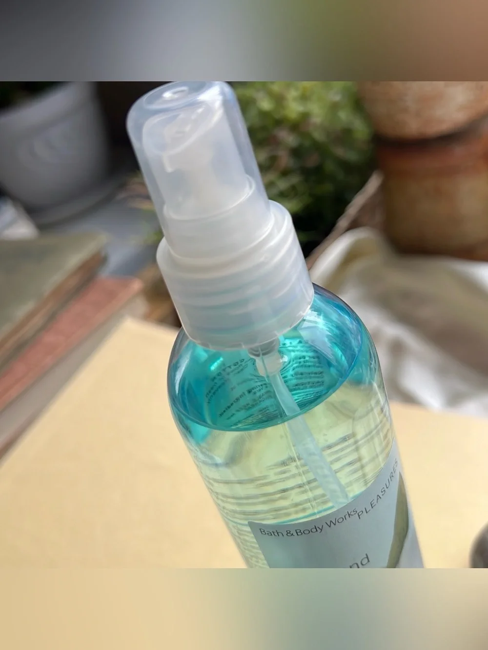 Bath & Body Works Vintage Pleasure Sea Island Cotton Body Splash Spray 8floz New